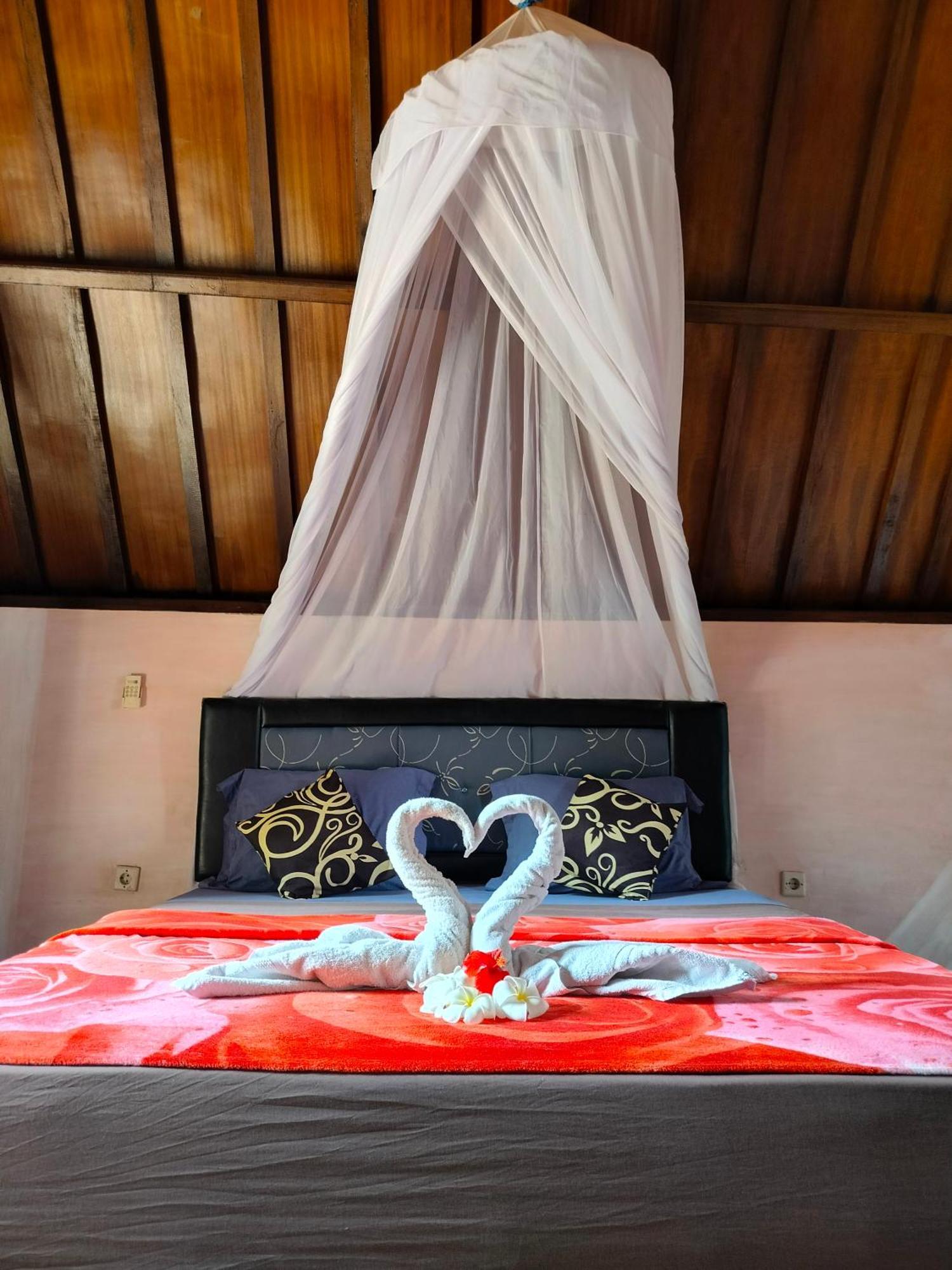 Aladdin Homestay Gili Islands Exterior photo