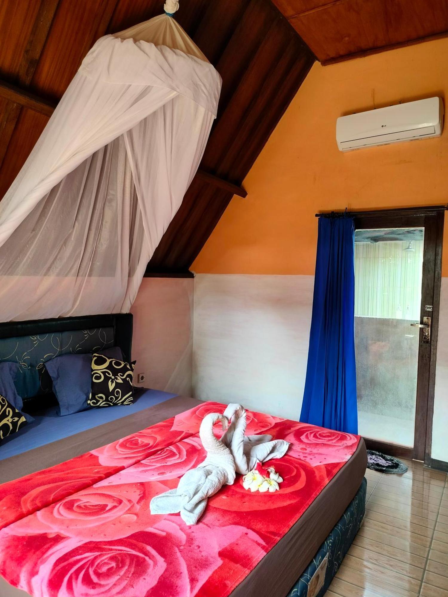 Aladdin Homestay Gili Islands Exterior photo